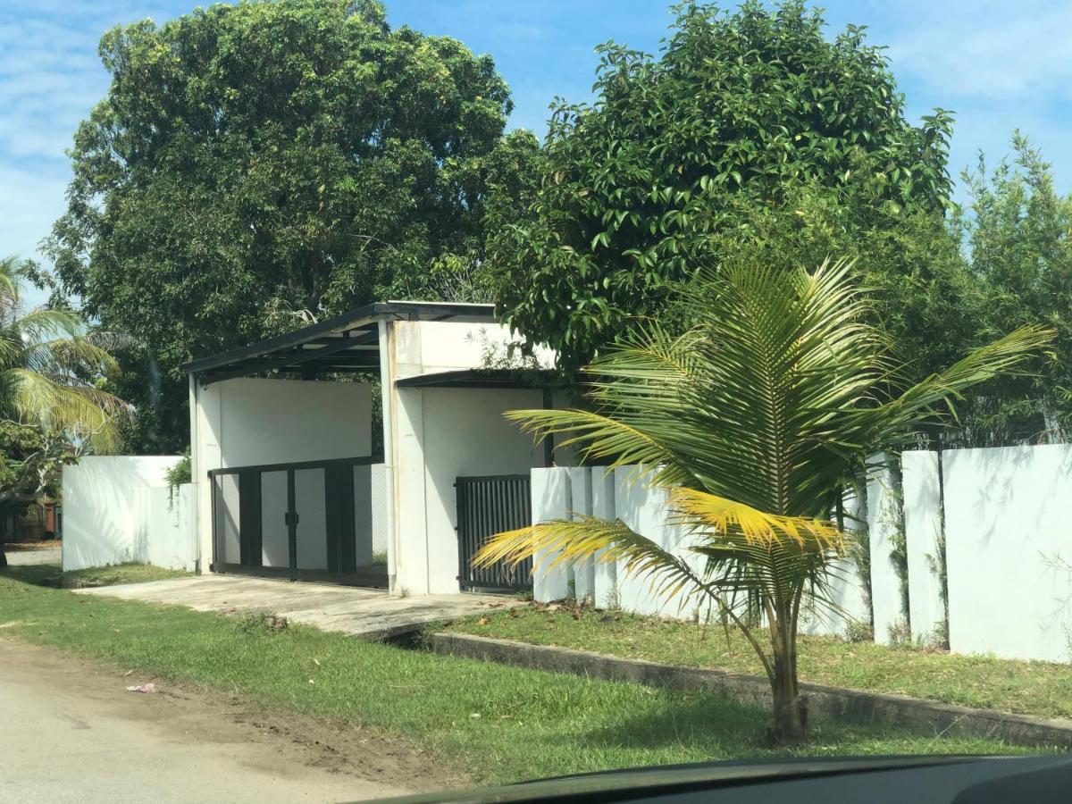 Nur Villa Sg Soi Musslimm Only Kuantan Exterior photo
